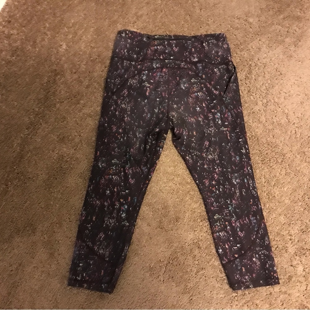 Athleta Lighting City Lights Capris